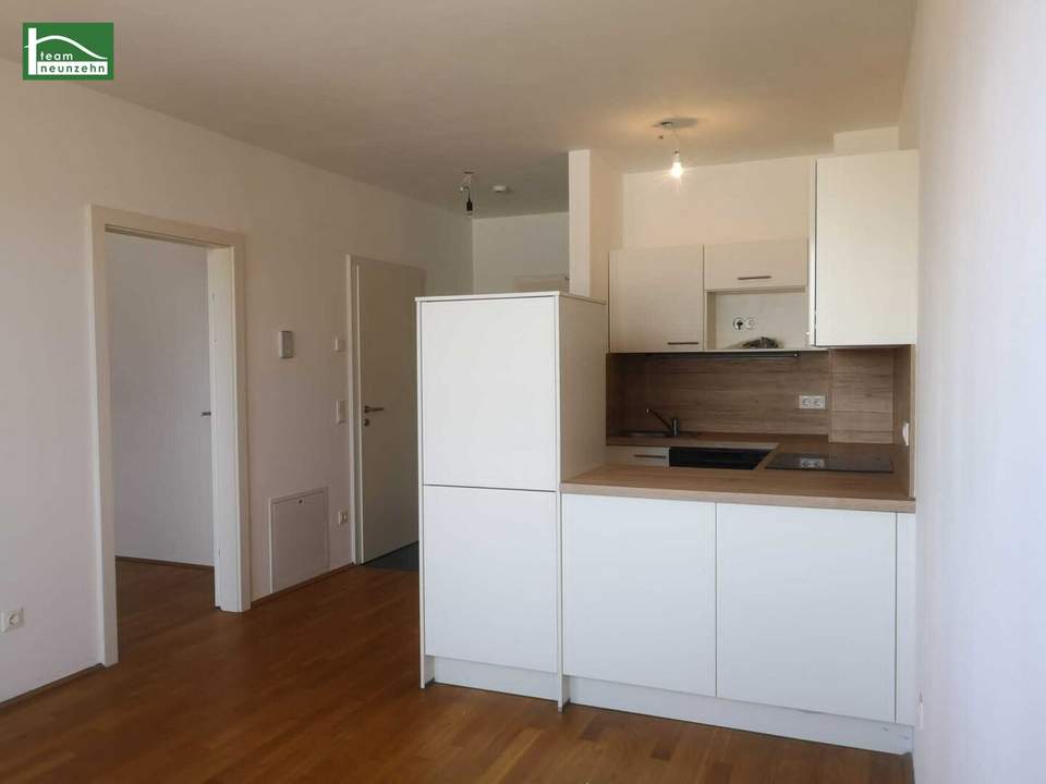 Lichtdurchflutete 2-Zimmer-Wohnung mit Loggia
