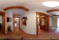 Wohnen wo andere Urlaub machen. Haus mit Nebengebäuden für Tierhaltung in traumhafter Aussichtslage im idylischen Burgenland.