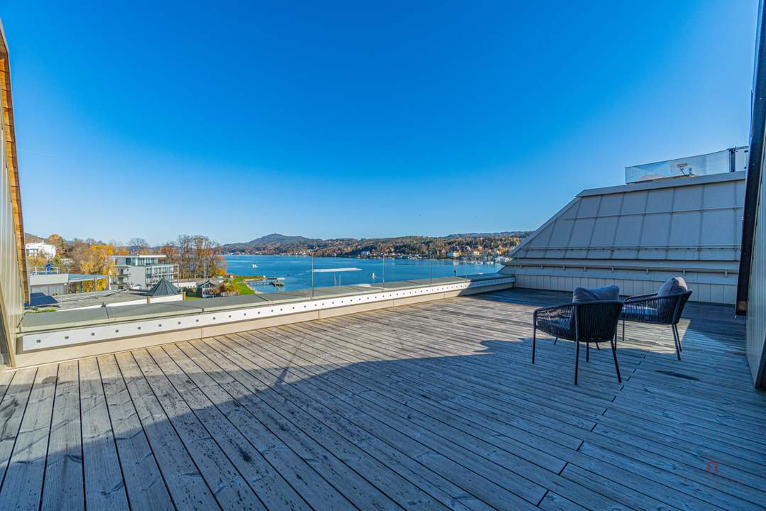 Flexibles Arbeiten im Zentrum Veldens: Repräsentative Penthousefläche für Büro, Praxis oder Kanzlei