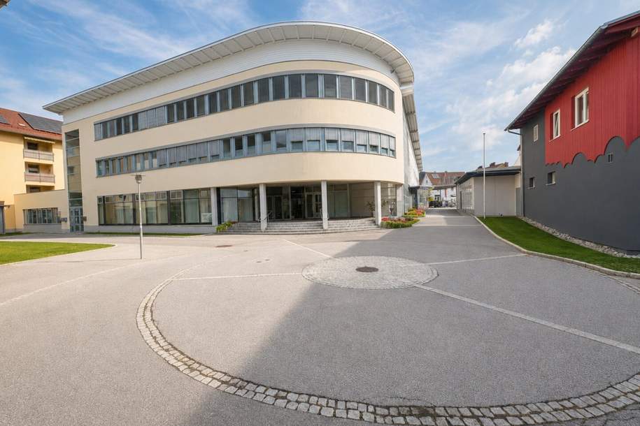 Vielseitige Immobilie in Mürzzuschlags Zentrum – Ordination, Investment oder Wohnraum, Gewerbeobjekt-kauf, 80.000,€, 8680 Bruck-Mürzzuschlag