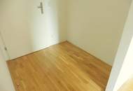 3-Zimmer-Neubauwohnung mit Balkon in schöner Lage! Wird zzgl. Garagenplatz vermietet!