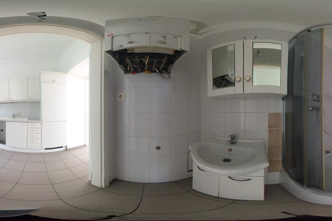 Stilvolles Wohnen in einem klassischen Altbau – nur 4 Minuten bis zur U1!