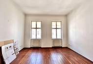360 TOUR // DACHGESCHOSS-ALTBAUWOHNUNG IM BOTSCHAFTSVIERTEL