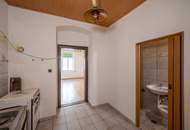 ++NEU++ Sanierungsbedürftige 2-Zimmer Altbau-Wohnung