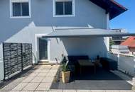 Doppelhaushälfte in ruhiger Wohnstraße mit Garten und Pool!