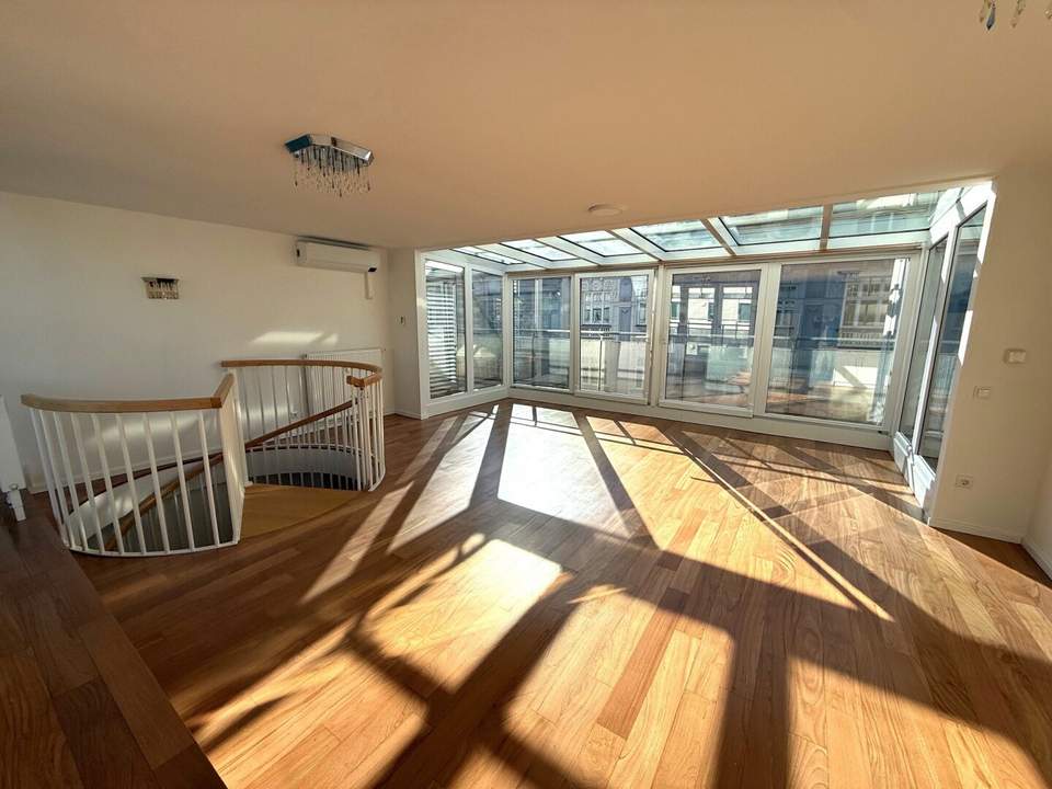 Erfüllen Sie sich ihren DG-Traum - 1 Gartenterrasse mit ca. 100 m² + 5 zusätzliche Terrassen mit gesamt ca. 50 m² + 1 Garagenplatz im Eigentum