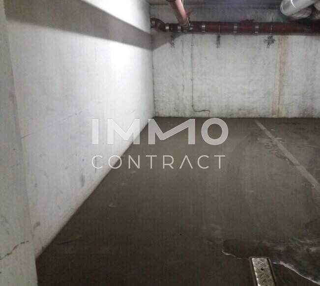 AM SCHWEDENPLATZ GARAGENPLATZ !