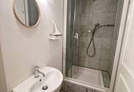 DACHGESCHOSS! OPERNRING, klimatisiertes 110 m2 Dachgeschoss mit 20 m2 Terrasse, 3 Zimmer, Küche, 2 Bäder, Möblierung möglich