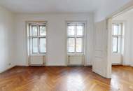 Heller Altbau mit Eigengarten