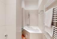 Unbefristet! ELEGANTE ALTBAUWOHNUNG, komplett möbliert, schönes Haus, hofseitiger Balkon, TOP LAGE!