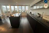 Exklusive Penthouse-Wohnung &amp; New-York-Style im Untergeschoss