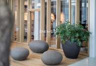 Geräumiges Apartment mit Weitblick und viele Annehmlichkeiten (Concierge, Pool, usw.)