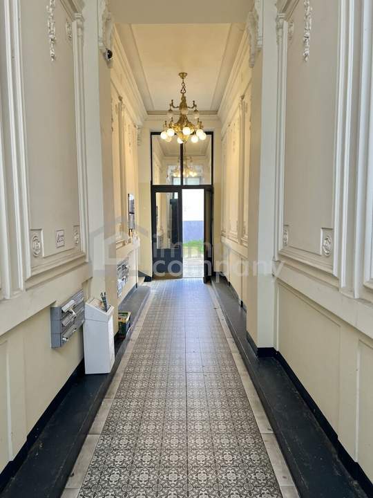 Ausbaufähiges Zinshaus, großteils befristet vermietet (ca. 3% Nettorendite)