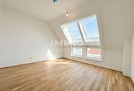 BEIM DONAUUFER: Klimatisierte 3-Zimmer-Dachgeschosswohnung mit sonnigem Glasbalkon