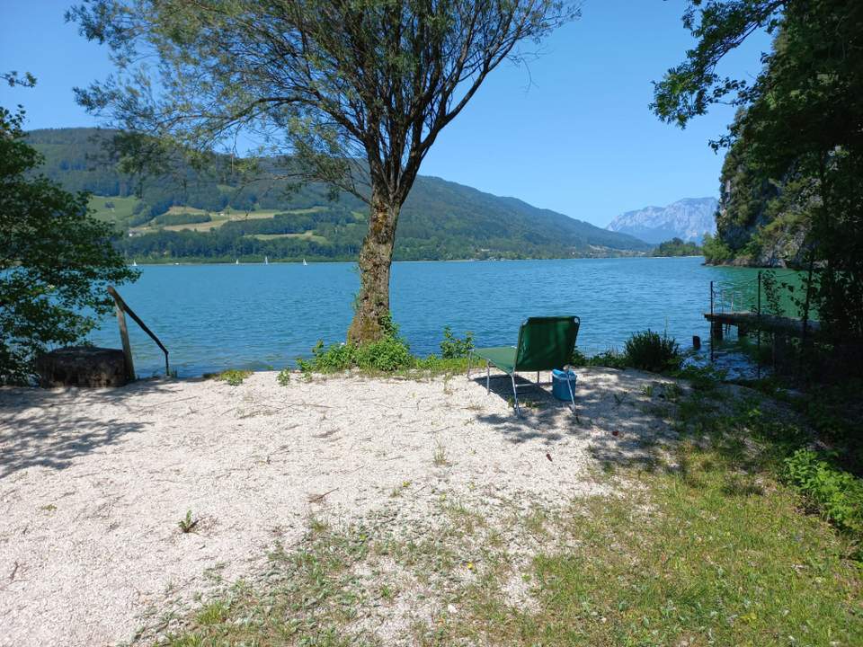 Rarität – Romantischer Seegrund am Mondsee „Sichern Sie sich Ihren Logenplatz im Paradies!“