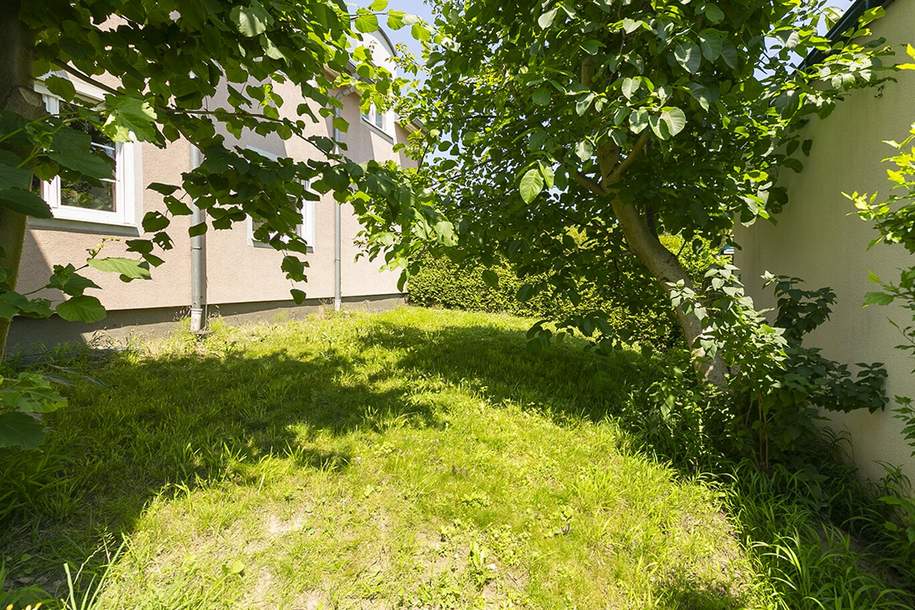 Wiener Straße - gepflegtes Reihenhaus mit Eigengarten und Autoabstellplatz, Haus-kauf, 498.000,€, 2103 Korneuburg