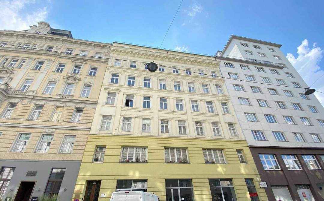 AltbauBüro - U1 und U4 - Unbefristete Hauptmiete 135m²