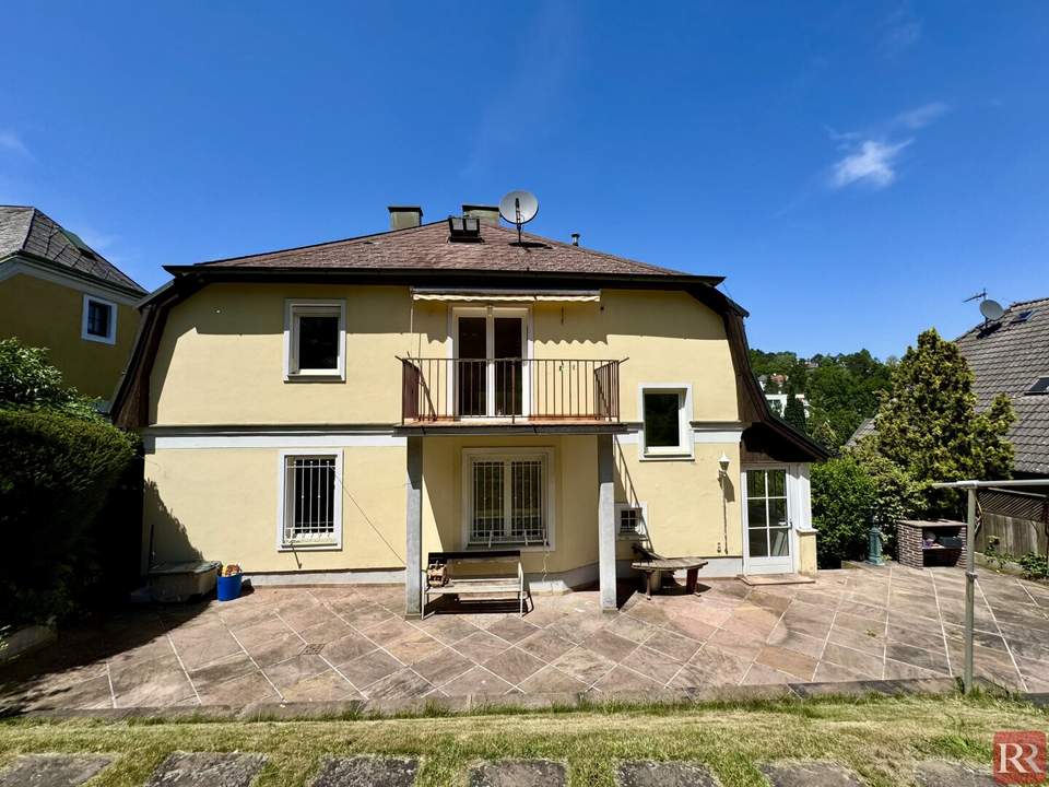 Einfamilienhaus mit großzügigem Grundstück in begehrter Lage von Klosterneuburg