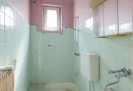 Oberlaaerstraße - renovierungsbedürftiges Einfamilienhaus mit Garage