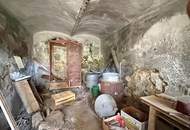 Baugrundstück mit sanierungsbedürftigem Bauernhof, Stallungen und Stadl in ländlicher Lage zu verkaufen.