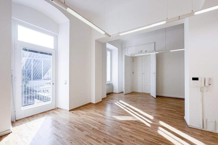 Großzügige Bürofläche mit Balkon in repräsentativer Lage im Banken- und Geschäftsviertel, Gewerbeobjekt-miete, 3.031,54,€, 8010 Graz(Stadt)