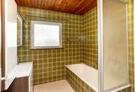 Wohnen am Traunsee! Parifiziertes Zweifamilienhaus mit großem Garten, KFZ-Stellplätzen, Carport und Garage