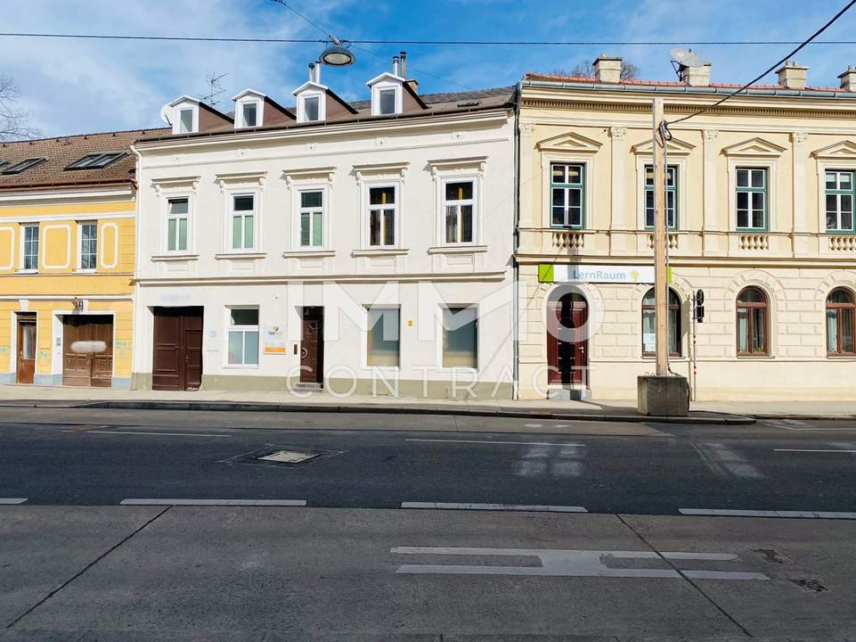 Feines Zinshaus mit Erweiterungspotenzial in herrlicher Ruhelage.