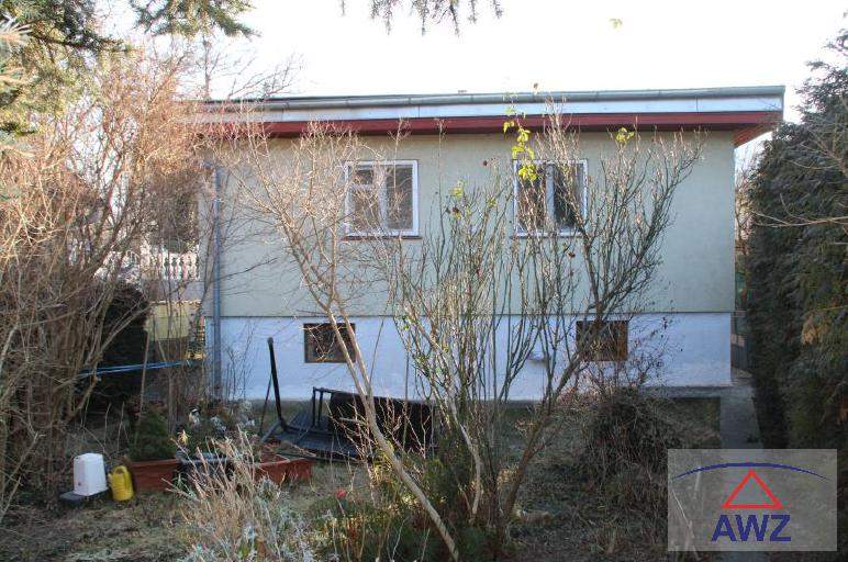 Idyllisches Baugrundstück mit sanierungsbedürftigem Wohnhaus in ruhiger Lage!