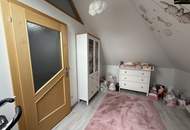 Zweigeschossige Maisonette-Dachgeschosswohnung in Neunkirchen