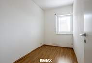 Moderne 3-Zimmer-Wohnung mit sonnigem Balkon und Traunsteinblick