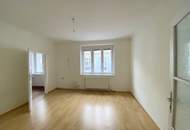 ca. 106m2, 4 Zimmer zu SANIEREN, 2 EINGÄNGE!