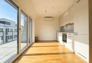 3 Zimmer Dachgeschoss-Wohnung in ruhiger Lage - Großzügige Terrasse - Klimaanlage