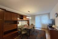 Lichtdurchflutete 3 Zimmer Wohnung mit Grünblick