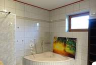 Familienfreundliches Wohnhaus mit Terrasse, schönem ebenen Garten, PV Anlage und Nebengebäude!