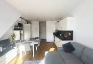 Moderne, klimatisierte 2-Zimmer-Dachgeschosswohnung mit Terrasse - in der Koloniestraße