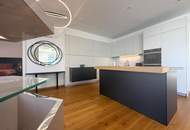 Luxus Penthouse mit Outdoor-Jacuzzi wird komplett möbliert vermietet // Luxury penthouse with outdoor Jacuzzi available for rent, fully furnished //