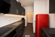 Raum für die ganze Familie: Lichtdurchflutete 4-Zimmer-Wohnung mit Balkon in 1140 Wien