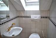 BEGEHRTE WOHNLAGE AM MÜHLWASSER: HOCHWERTIGES WOHNJUWEL ALS EINFAMILIENHAUS IN AUSGEZEICHNETER, SEHR RUHIGER WOHNLAGE MIT HALLENBALD, SAUNA UND FITNESSRAUM