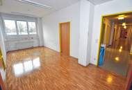 *** E R T R A G S O B J E K T *** Bürogebäude in Innenstadt-Nähe