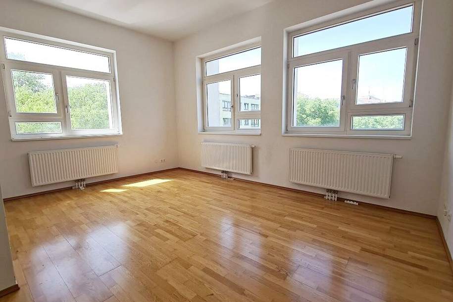 BERNHARDTSTALGASSE, unbefristete 96 m2 Altbau, Wohnküche, 3 Zimmer, Komplettküche, Wannenbad, gefördert, WG-geeignet, Wohnung-miete, 1.132,49,€, 1100 Wien 10., Favoriten