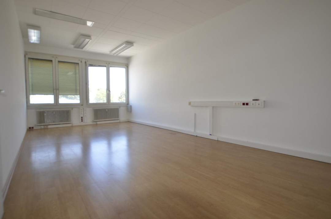 Helle Büros in Strebersdorf ab 8-31m²