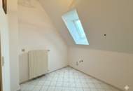 Hier können Sie sich verwirklichen: Großzügiges Familienidyll mit 2.249m² Grünfläche in Bestlage