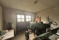 Bungalow mit zentral begehbaren Räumen & Garage