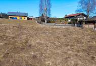 Schöner Ausblick in die Berge - Hanglage !