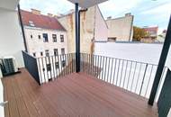 ***Ein Zuhause zum Verlieben – stilvoll saniertes Altbaujuwel mit 3 Zimmern, Klimaanlage, Terrasse & edlem Fischgrätparkett - überzeugen Sie sich selbst bei einer Besichtigung***