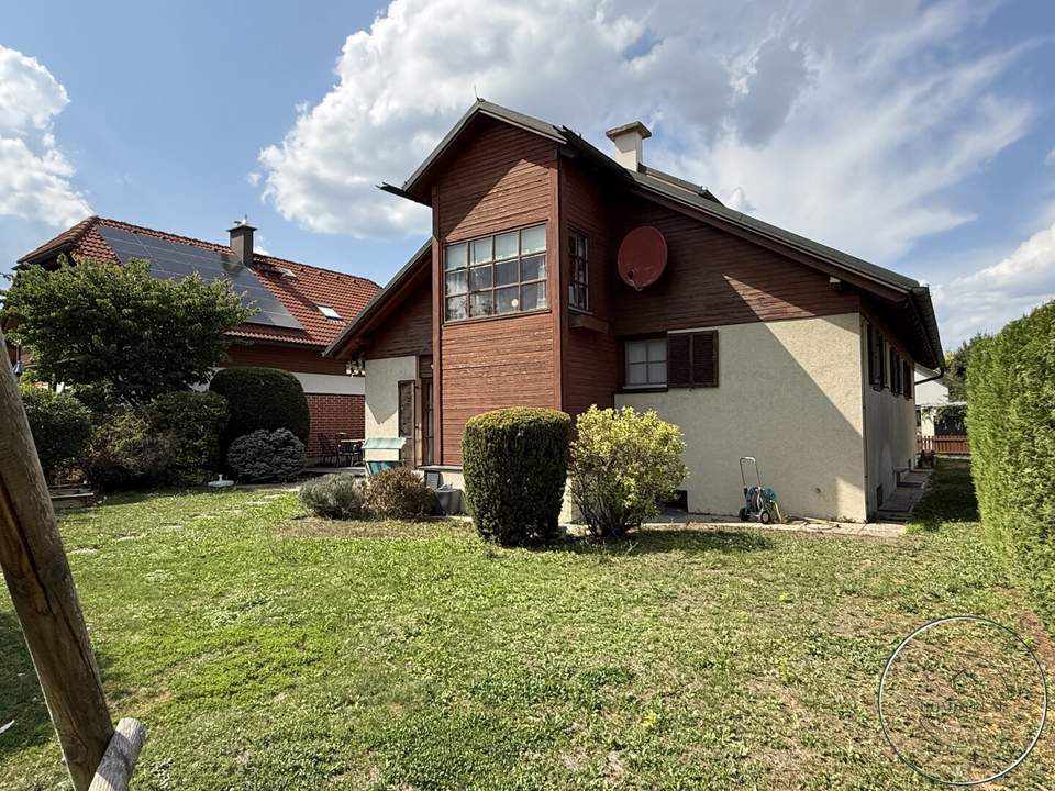Einfamilienhaus mit Charakter: Viel Platz für Familie, Hobbys und eigene Gestaltungsideen in ruhiger Bestlage
