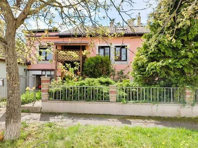 Landhaus im Seewinkel- mit Charakter, Scheune und Ausbaupotential