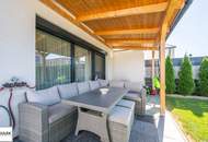 traumhafte Doppelhaushälfte mit Grünblick - PV, Wärmepumpe und Klimaanlage - Videobesichtigung online!