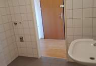 "Genießen Sie Ihren Ruhestand!" 3 Zi - Wohnung m. Balkon u. Küche