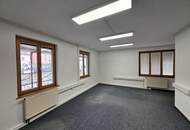 Helle Büroräume in Zentrumsnähe in Haag zu vermieten